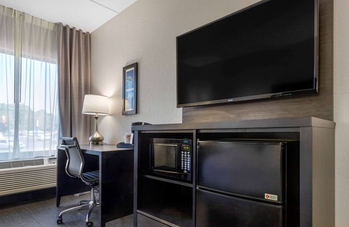 Greer Hotel | Comfort Inn & Suites Greer - Greenville