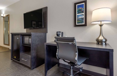 Greer Hotel | Comfort Inn & Suites Greer - Greenville