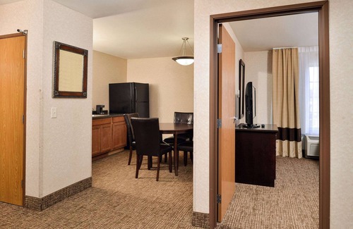 Morrisonville Hotel | Comfort Inn & Suites Madison North