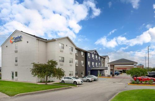 Greenfield Hotel | Comfort Inn & Suites North Greenfield