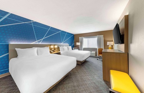 Oklahoma City Hotel | Comfort Inn & Suites Oklahoma City North - Quail Springs