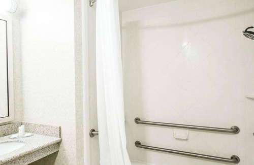Scarborough Hotel | Comfort Inn & Suites Scarborough - Portland