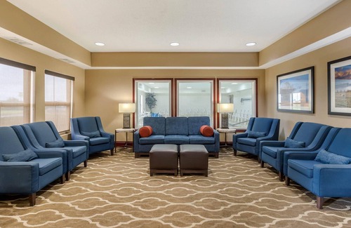 Walcott Hotel | Comfort Inn Walcott near Davenport