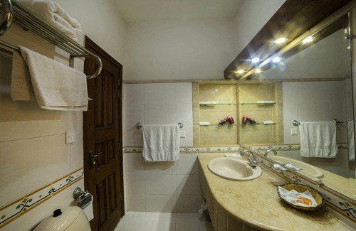 F-7 Sector Hotel | Comfort Residency