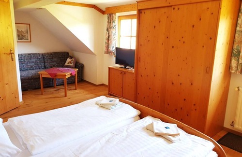 Goeriach Cama Y Desayuno | Habitación confort Silberdistel - Gasthof Lacknerhof