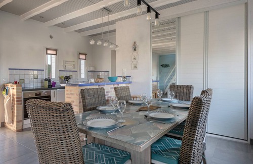 La Turballe Chalet De Esquí | Estancia confort con piscina - 6 adultos, 3 niños