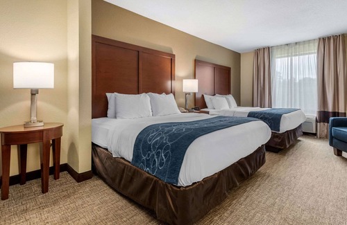 Riverside Hotel | Comfort Suites Dayton-Wright Patterson