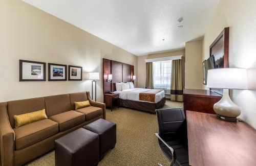 Grand Prairie Hotel | Comfort Suites Grand Prairie - Arlington North