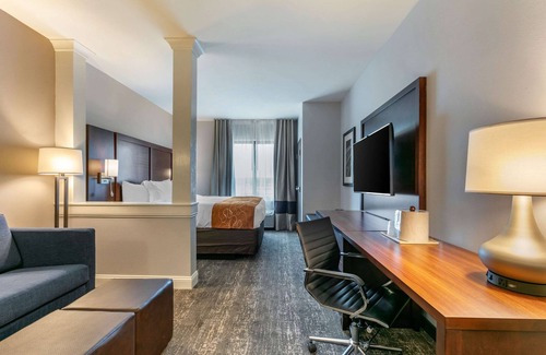 Tupelo Hotel | Comfort Suites North Tupelo