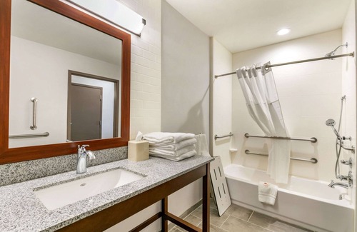 Tupelo Hotel | Comfort Suites North Tupelo