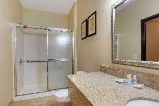 Southfield Hotel | Comfort Suites Southfield-Detroit