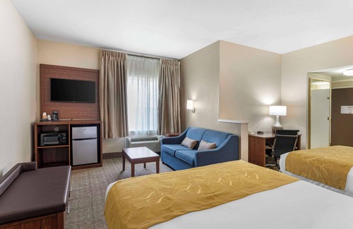 Tulare Hotel | Comfort Suites