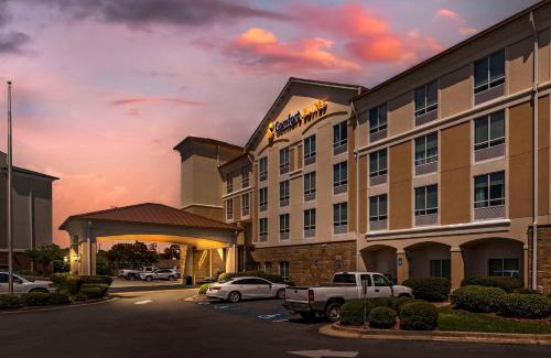 Valdosta Hotel | Comfort Suites Valdosta Mall Area