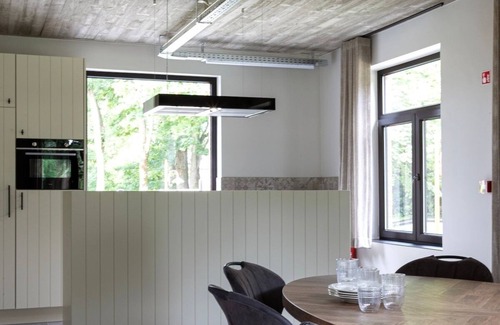 Turnhout Casa | Comfortabele groepswoning voor 8 met ruime tuin