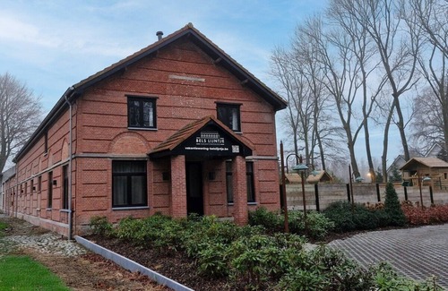 Turnhout Casa | Comfortabele groepswoning voor 8 met ruime tuin