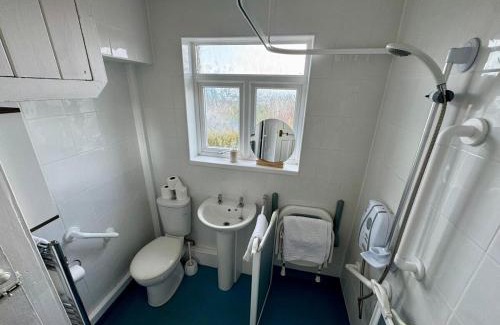 Mynyddbach Casa | Comfortable 2-Bed Home near Swansea Bay