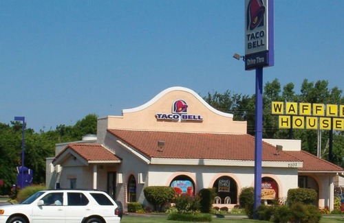 Central Oklahoma City Casa | Comfortable 6BR Urban Retreat Lgbtq 38