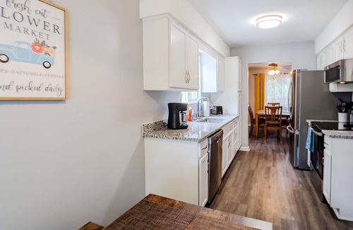 Lenexa Casa | Comfortable and elegant 3BDR duplex, unit # 4