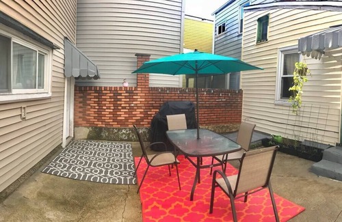 Bloomfield Apartamento | Comfortable Apartment – Pittsburgh's Little Italy!