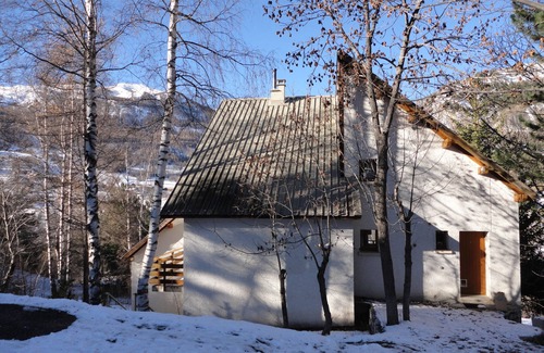 Allos Apartamento | Cómodo apartamento en chalet con espléndidas vistas.