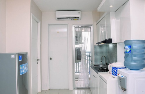 Jatinegara Apartamento | Comfortable Combined Unit 3BR at Bassura City Apartment near Mall