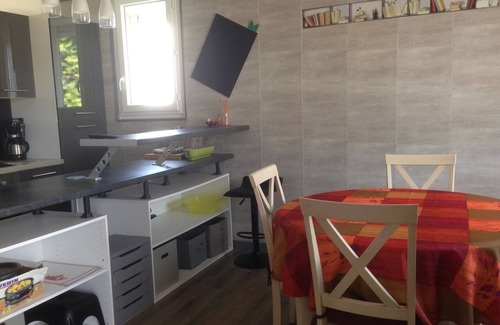 Brugheas Apartamento | cómodo apartamento contemporáneo ****