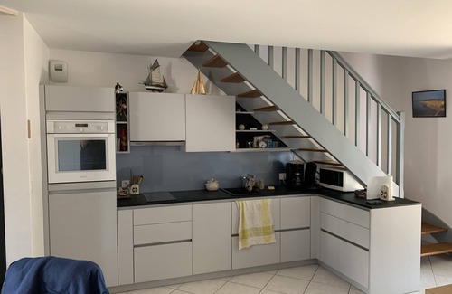 Penestin Villa | Comfortable, contemporary accommodation 100 metres from the beach ( gold mine )