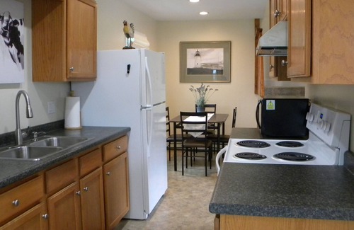 Thomaston Casa | Comfortable, Convenient Apartment/ House