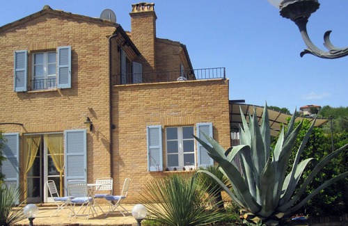 Cossignano Casa | Cómoda casa de campo en las Marcas con una maravillosa vista panorámica