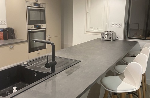 Blainville-sur-Mer Casa | COMFORTABLE HOUSE CLOSE TO ALL AMENITIES