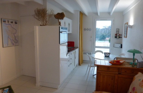 Meschers-sur-Gironde Cabina | Villa confortable con vistas a la piscina y al tenis en una residencia segura ajardinada