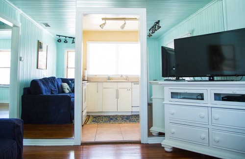 Redington Shores Cabaña | Cómodo Gulfside Beach Cottage - ¡ACTUALIZADO! - Bellamente decorado
