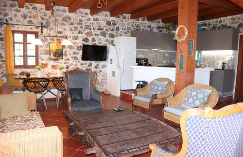 Triopetra Casa | Cómoda casa de vacaciones, espaciosas áreas al aire libre, wifi | Triopetra, Creta