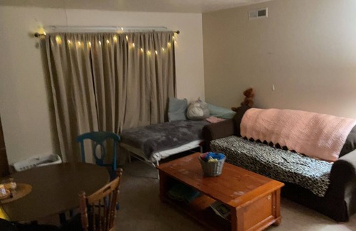 South Bend Apartamento | Comfortable home stay waiting for you