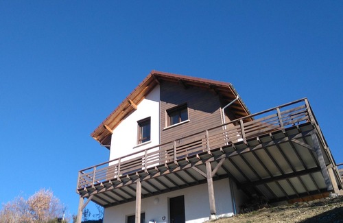 Hurtieres Casa | Confortable casa excelente vista a la montaña