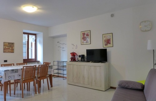 Assenza Apartamento | El apartamento Elena, cómodo y tranquilo, se encuentra en un antiguo pueblo.