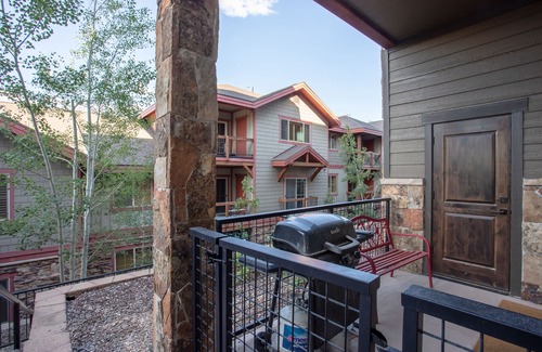 South Snyderville Basin Condominio | Comfortable Luxury Ski Condo in Bear Hollow