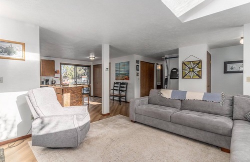 Moran Prairie Casa | Comfortable, quiet and cozy, great access to south Spokane, Valley and airport