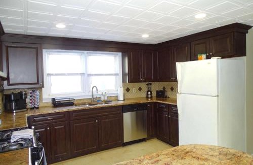 Framingham Apartamento | Comfortable Renovated 3 Bed Apartment