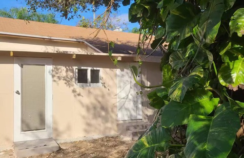 Homestead Cama Y Desayuno | Comfortable Room with bathroom