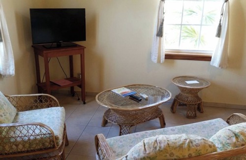 San Pedro Complejo | Comfortable, Spacious Beach Resort Casita
