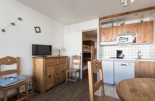 Le Lavachet Apartamento | Estudio confortable cerca de pistas y comercios con balcón