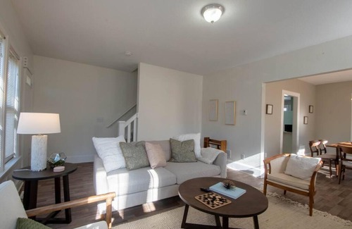 Des Moines Casa | Comfortable Stylish Home Minutes from Downtown