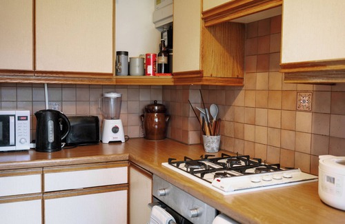 Wood Street Apartamento | Comfy 1-Bed Flat Near Hospital & Station