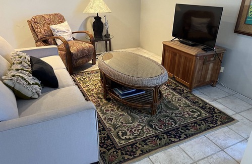 Lanikai Casa | Comfy 1 bedroom steps to white sand beach