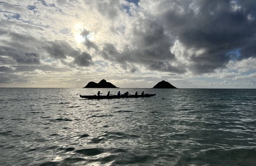 Lanikai Casa | Comfy 1 bedroom steps to white sand beach