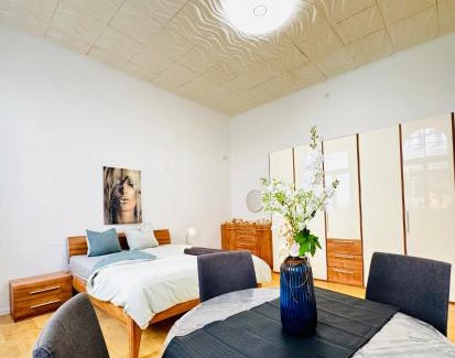 Josefstadt Apartamento | Comfy 2BR Apt, for 5P, Easy Access to Stadthalle