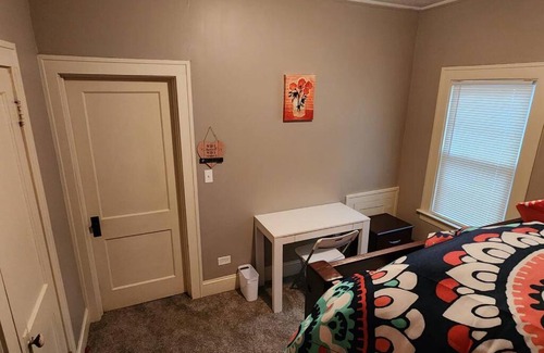 East Cleveland Casa | Comfy 3brd in Cleveland
