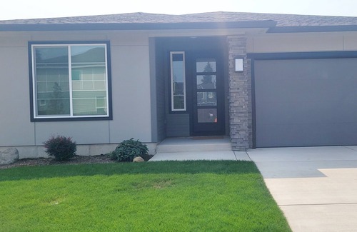 Vancouver Casa | Comfy, and Beautiful Vacation home in Vancouver WA.