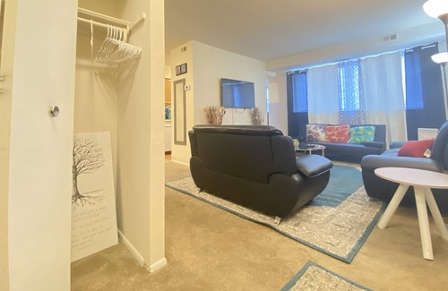 Woodlawn Apartamento | Comfy and entire one bedroom apartment close to all destinations